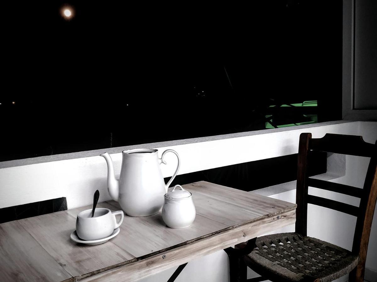 Suite Of Light Rooms Πέραμα Εξωτερικό φωτογραφία